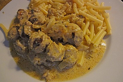 Grobe Bratwurst in Senf - Sahne - Sauce 17