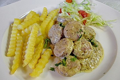 Grobe Bratwurst in Senf - Sahne - Sauce
