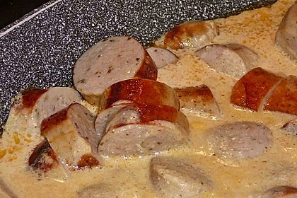 Grobe Bratwurst in Senf - Sahne - Sauce 9