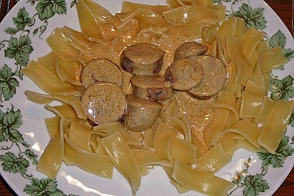 Grobe Bratwurst in Senf - Sahne - Sauce 12