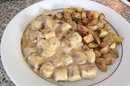 Grobe Bratwurst in Senf - Sahne - Sauce 7