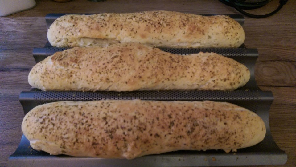 Parmesan - Oregano - Baguettes von Lennys | Chefkoch.de