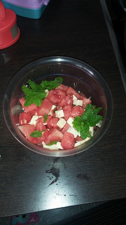 Wassermelonen - Salat mit Schafskäse und Minze von Hely01 | Chefkoch.de