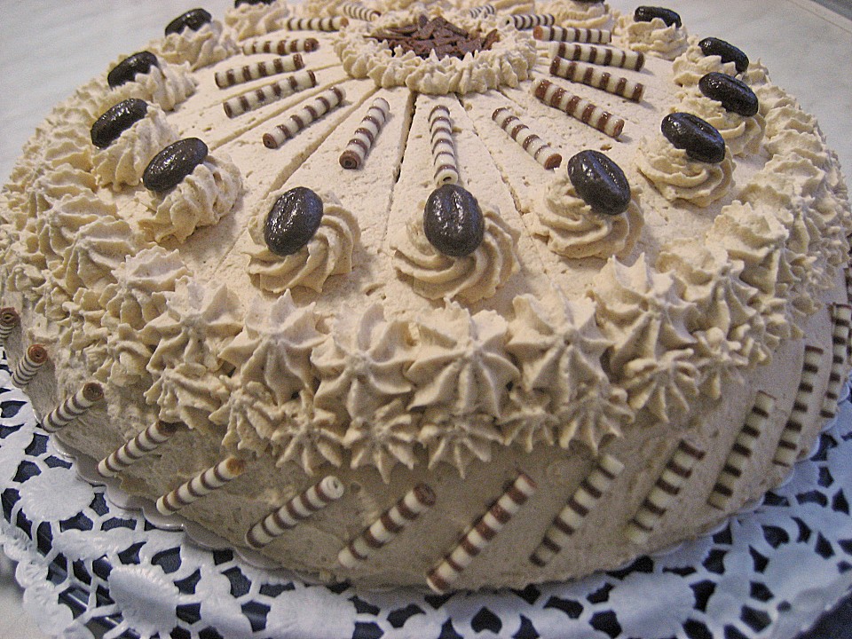 Mokka Walnuss Torte - Rezepte Suchen