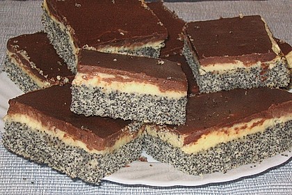 Mohnkuchen mit Vanillecreme und Schoko 1