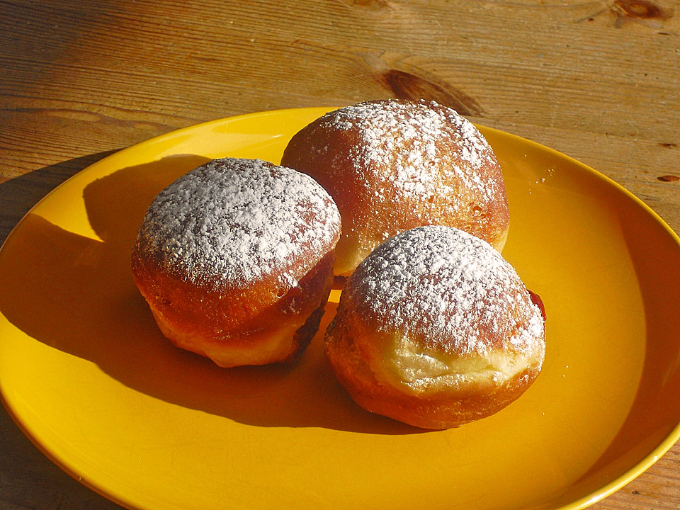 Berliner Pfannkuchen von Lindasgaby | Chefkoch.de