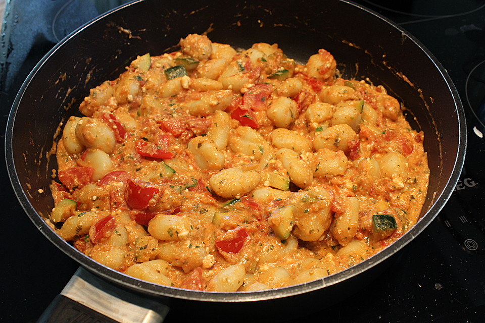 Gnocchi - Zucchini - Pfanne Mit Schafskäse Von Fanca | Chefkoch.de