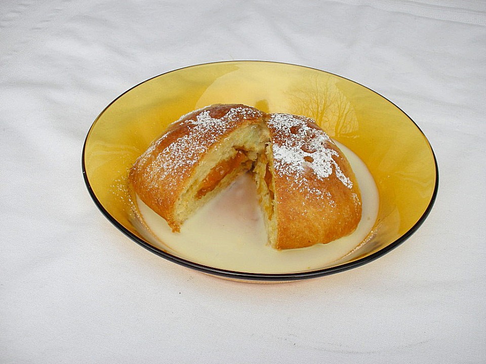 Buchteln mit Vanillesauce von guanoapes | Chefkoch.de