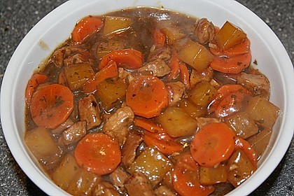 Steckrüben - Schweinegulasch 2