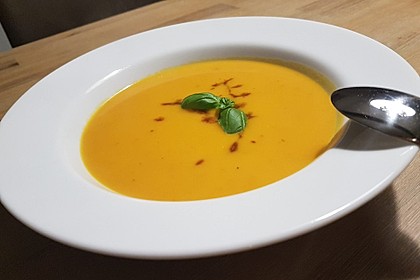 Kürbissuppe mit Ingwer und Kokos 2