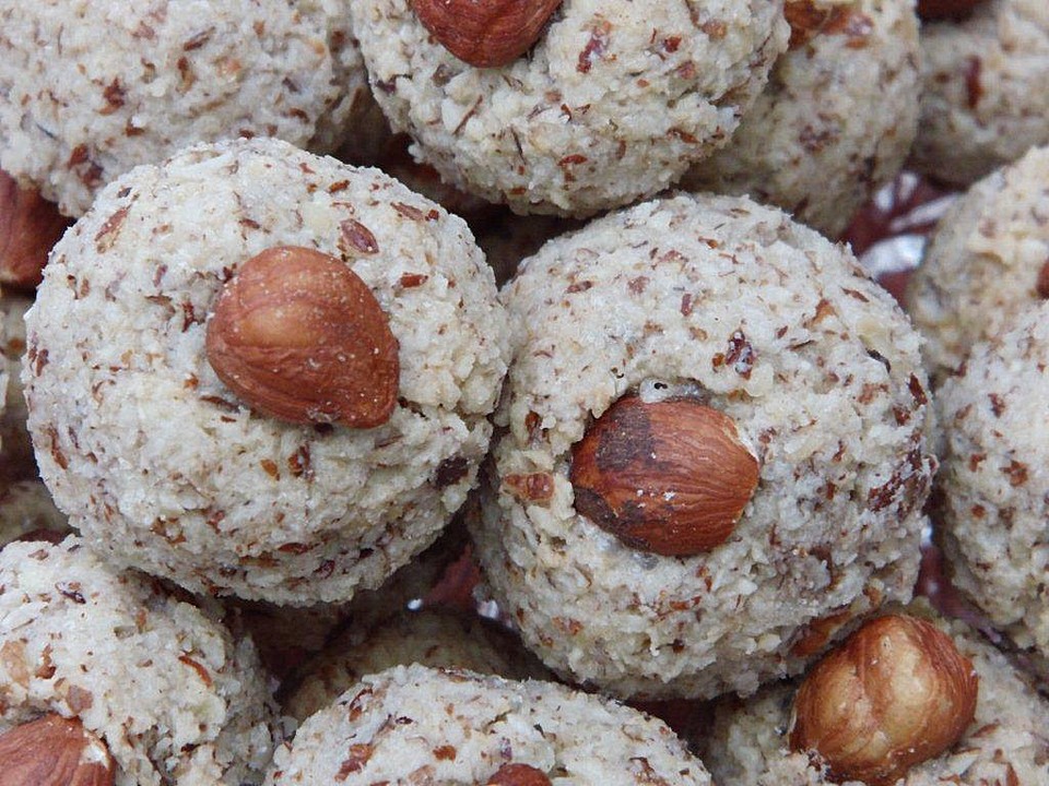 Haselnussmakronen mit Schokolade von Laura132 | Chefkoch.de