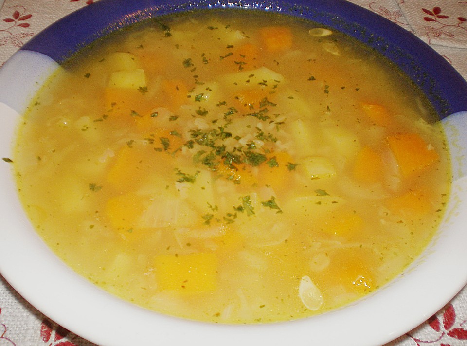 Kürbis - Kartoffel Suppe mit Pastaeinlage von lieschen111 | Chefkoch.de