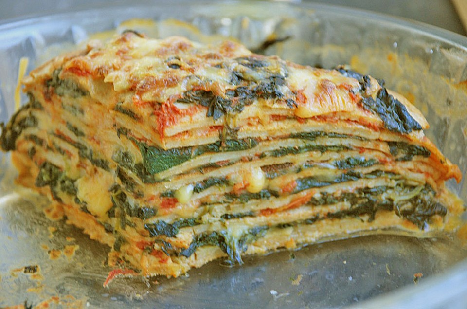 Pfannkuchen-Torte mit Spinat und Käse von Koelkast | Chefkoch.de