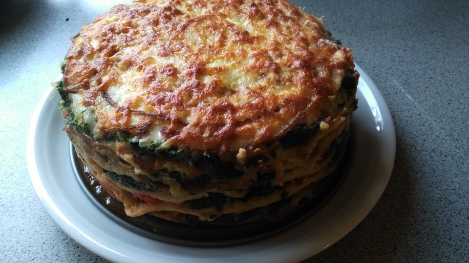 Pfannkuchen-Torte mit Spinat und Käse von Koelkast | Chefkoch.de