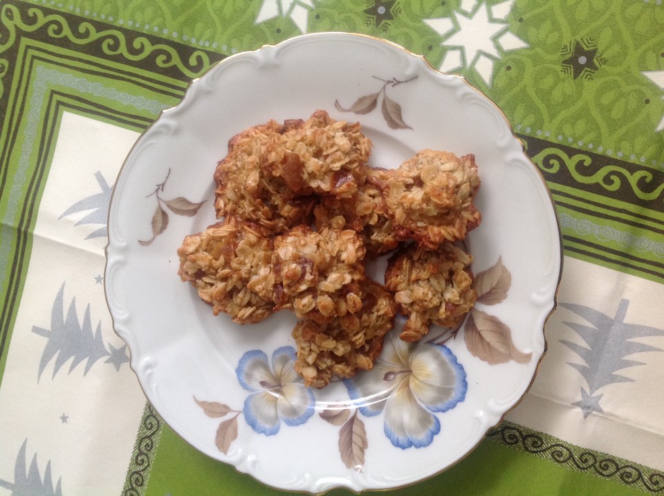 Dattelmakronen aus Omas Rezeptkiste von pauline-1953 | Chefkoch.de