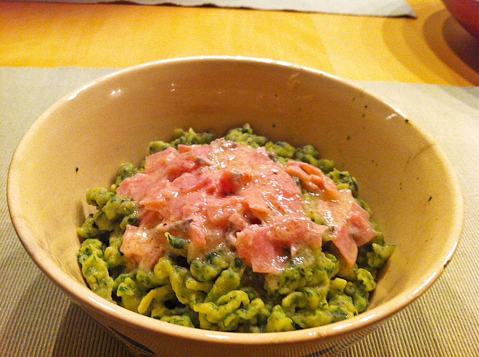 Spinatspätzle mit Gorgonzolarahmsoße von Fips01 | Chefkoch.de