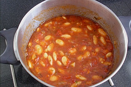 Riesenbohnen in pikanter Tomatensauce 14