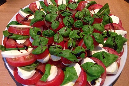 Mozzarella - Tomaten - Salat 40