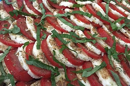 Mozzarella - Tomaten - Salat 26