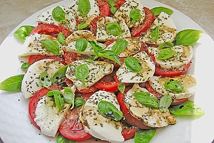 Mozzarella - Tomaten - Salat 8