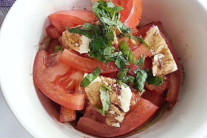 Mozzarella - Tomaten - Salat 49