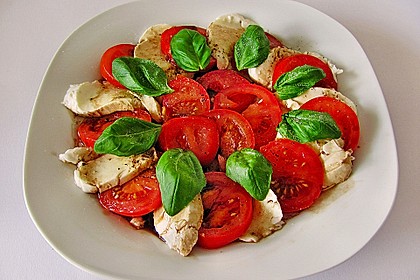 Mozzarella - Tomaten - Salat 6