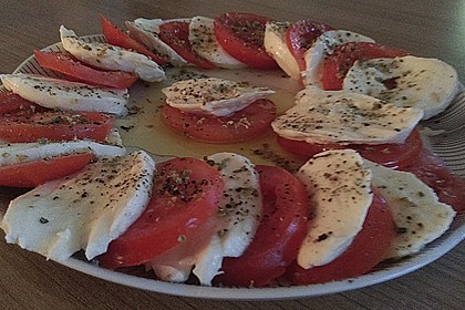 Mozzarella - Tomaten - Salat 37