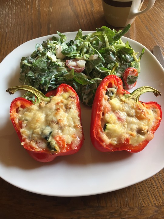 Gefüllte Paprika vegetarisch von Tschessae | Chefkoch.de