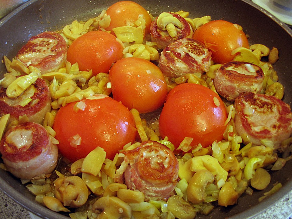 Schweinepfanne mit Tomaten und Champignons von SnakeBite | Chefkoch.de