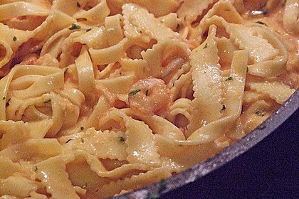 Pasta mit Knoblauch - Tomaten - Shrimps 7