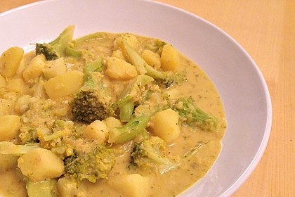 Kartoffel-Brokkoli-Curry mit Kokosmilch 12