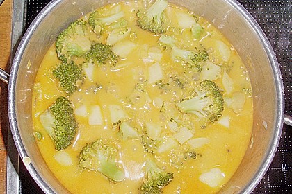 Kartoffel-Brokkoli-Curry mit Kokosmilch 60