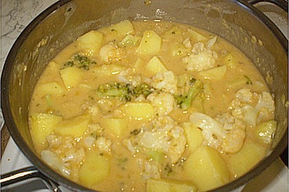 Kartoffel-Brokkoli-Curry mit Kokosmilch 58