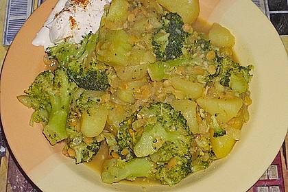 Kartoffel-Brokkoli-Curry mit Kokosmilch 42