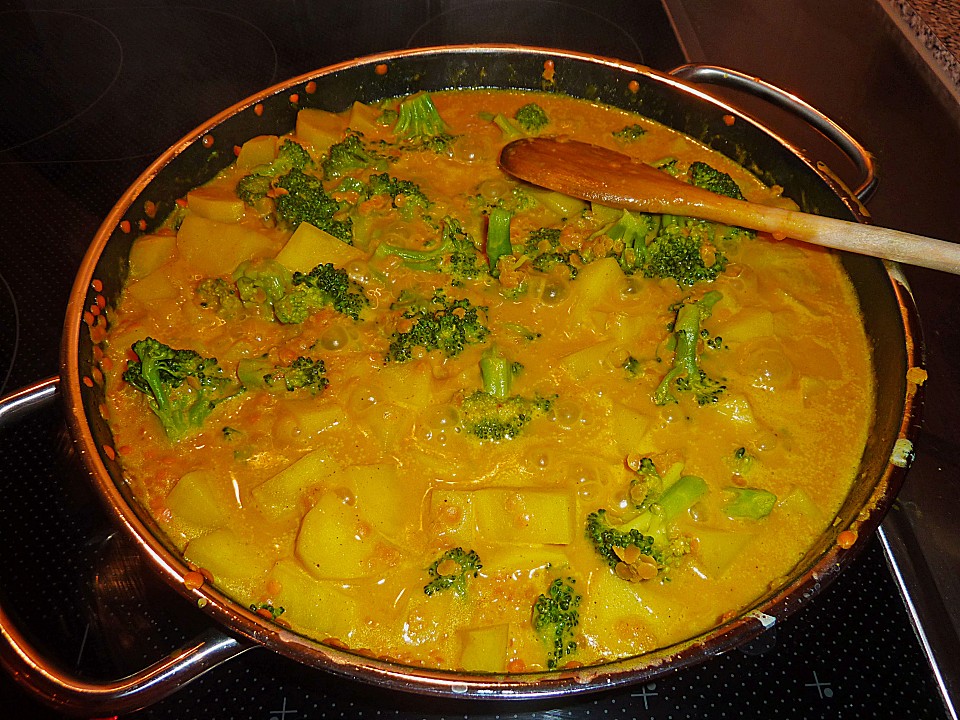 Kartoffel Brokkoli Curry Mit Kokosmilch Von Alexandradugas Chefkoch De