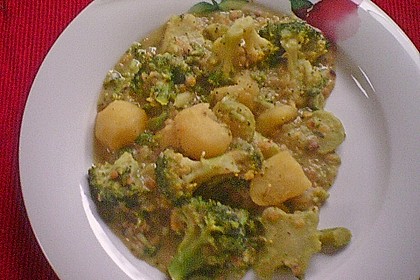 Kartoffel-Brokkoli-Curry mit Kokosmilch 52
