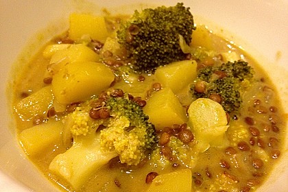 Kartoffel-Brokkoli-Curry mit Kokosmilch 49