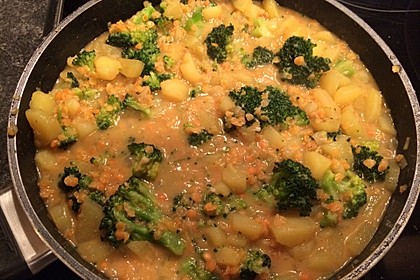 Kartoffel-Brokkoli-Curry mit Kokosmilch 39