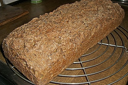 Saftiges Vollkornbrot ohne Kneten 4