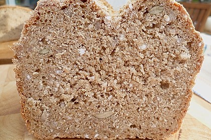 Saftiges Vollkornbrot ohne Kneten 11