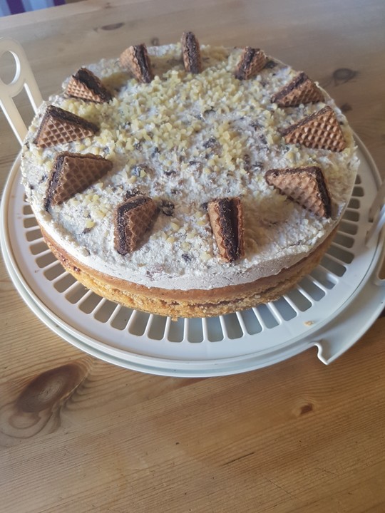 Hanuta - Torte von klothilde0815 | Chefkoch.de