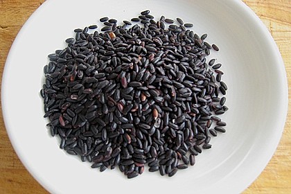 Jakobsmuscheln im Senfschaum mit Gemüse und schwarzem Reis 3