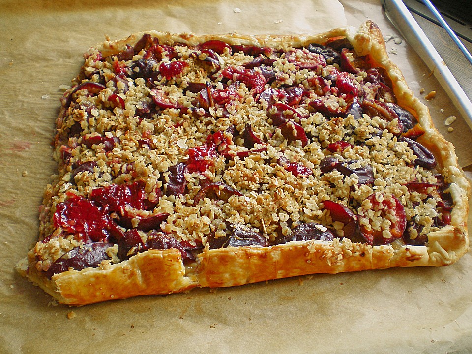 Gefüllter Blätterteigkuchen mit Pflaumen von schnute_mtk | Chefkoch.de
