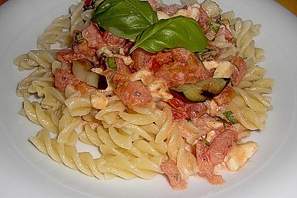 Fusilli mit Auberginen und Mozzarella 9