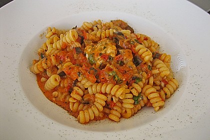 Fusilli mit Auberginen und Mozzarella 1