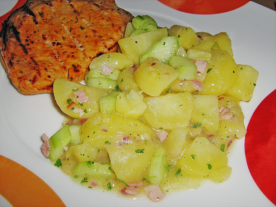 Barbaras Kartoffel - Gurken - Salat von barbara30472 | Chefkoch.de