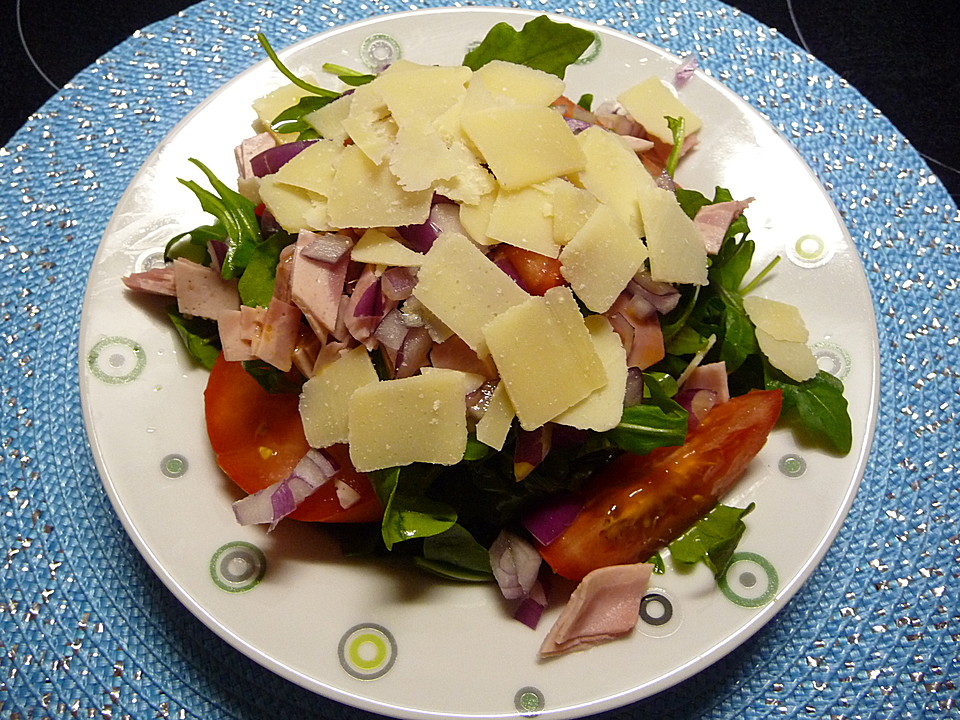 Tomaten - Rucola - Salat mit Schinken und Parmesan von Epomeo123 ...