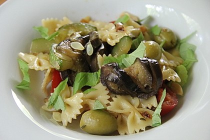 Nudelsalat mediterran 7