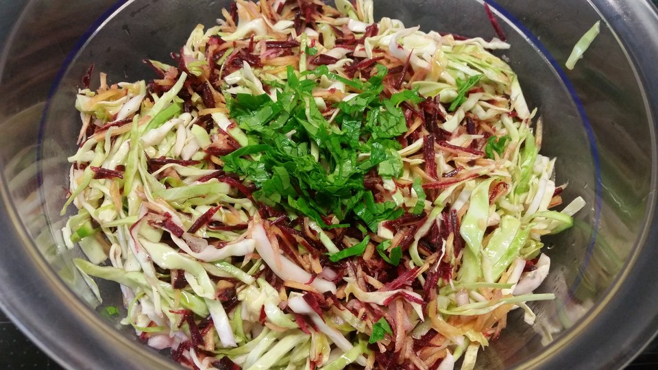 Möhren - Weißkraut - Salat - Ein schönes Rezept | Chefkoch.de