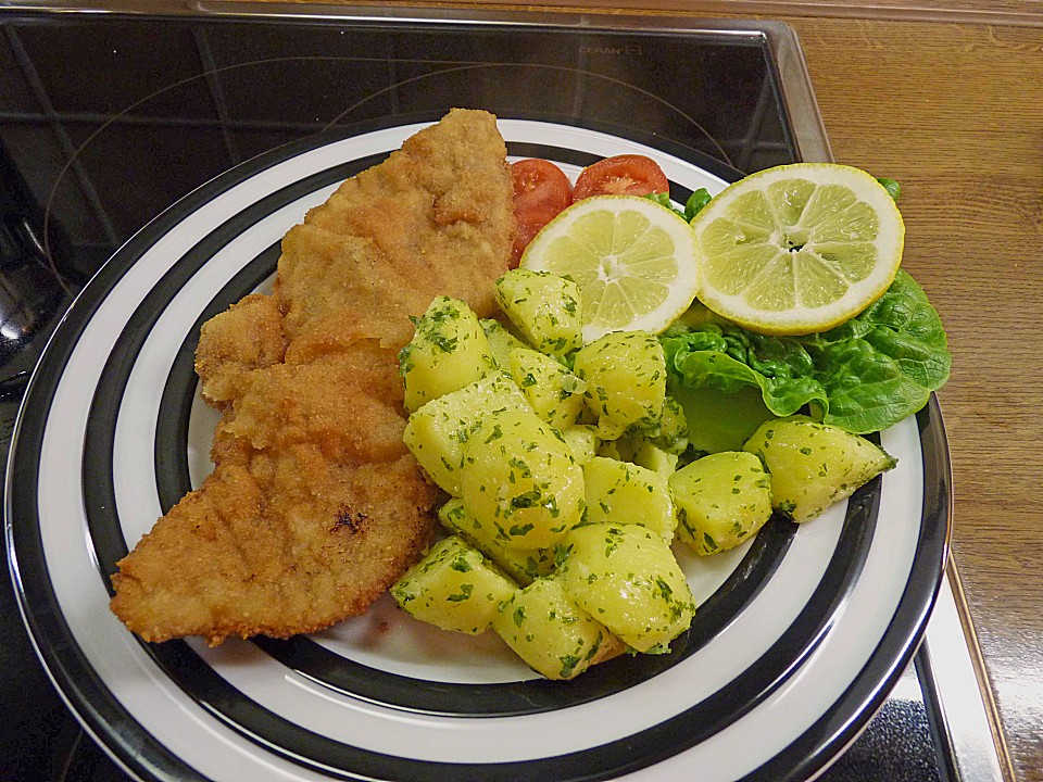 Original Wiener Schnitzel mit Petersilienkartoffeln von Pfaffi ...